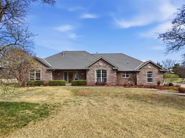 7951 Lake Vista Rd, Edmond, OK 73034