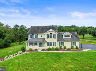 140 White Rd, Gettysburg, PA 17325