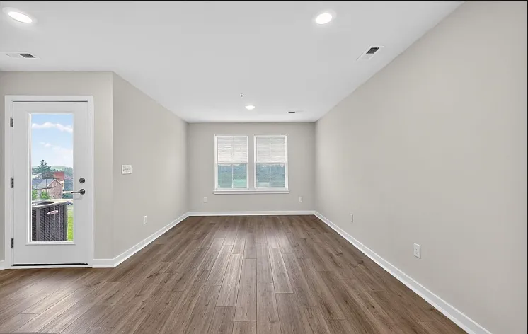 839 Pecan Rd — Photo 6