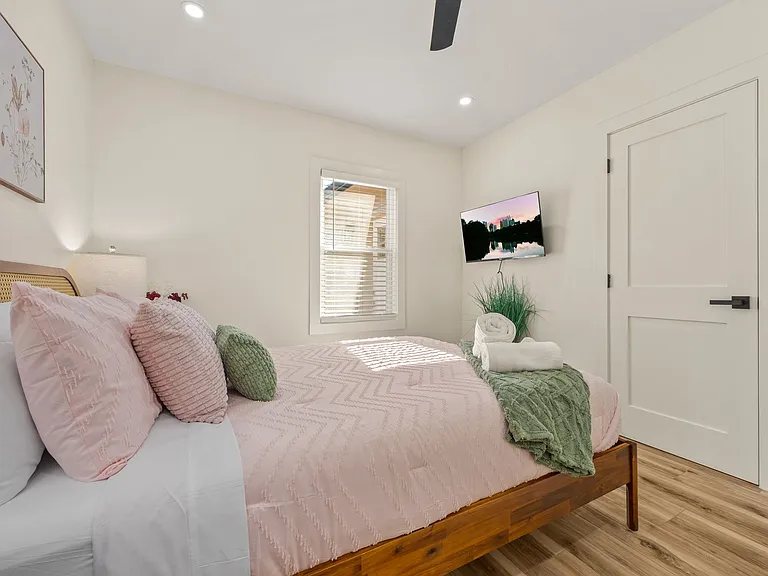1550 Mayflower Ave SW — Photo 16