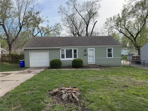 11421 W 67th Ter, Shawnee, KS 66203