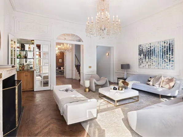 136 East 65th Street image 5 of 19