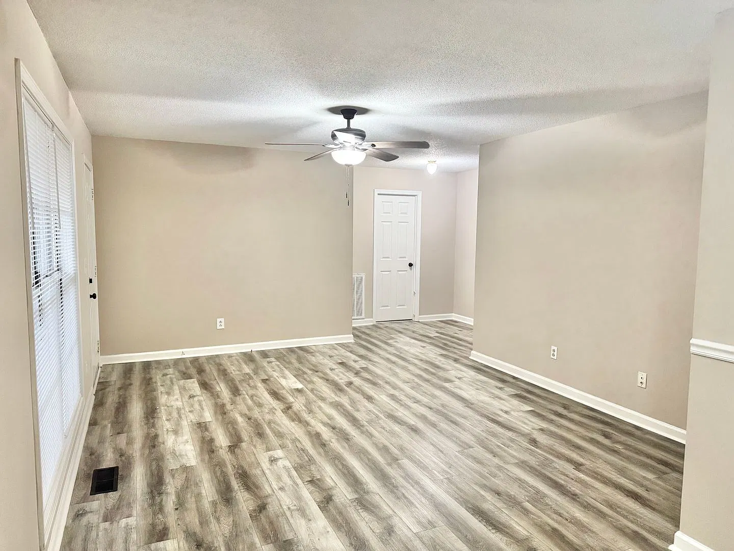 Updated 3-Bedroom Home in Oak Grove Near Fort Campbell! — Photo 3