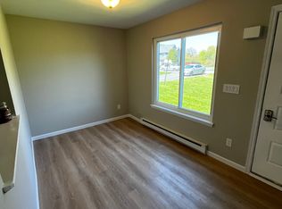 56 Suncrest Dr #B, Waterford, NY 12188