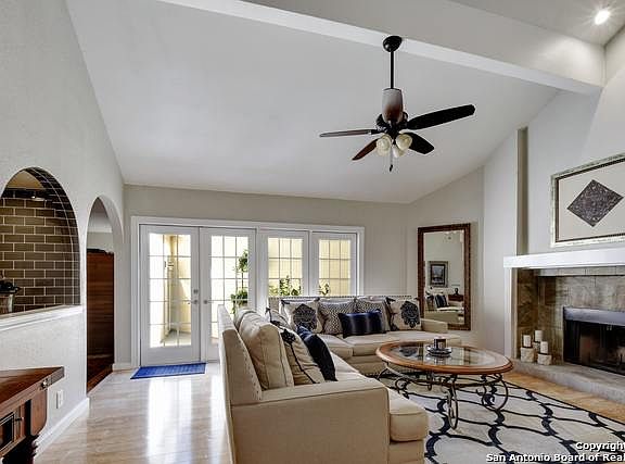 5th image of 15103 Oak Briar