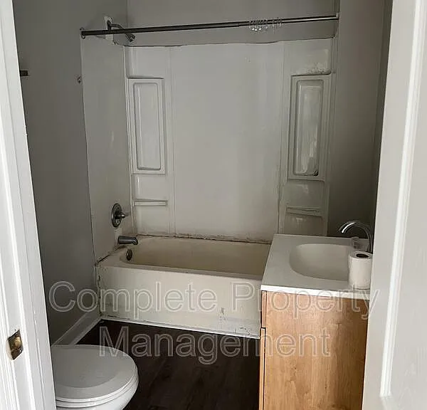 1434 Thomason Ave — Photo 7