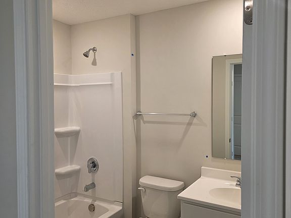 4th image of 10343 Mae Ct