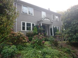 2538 33rd Ave S, Seattle, WA 98144