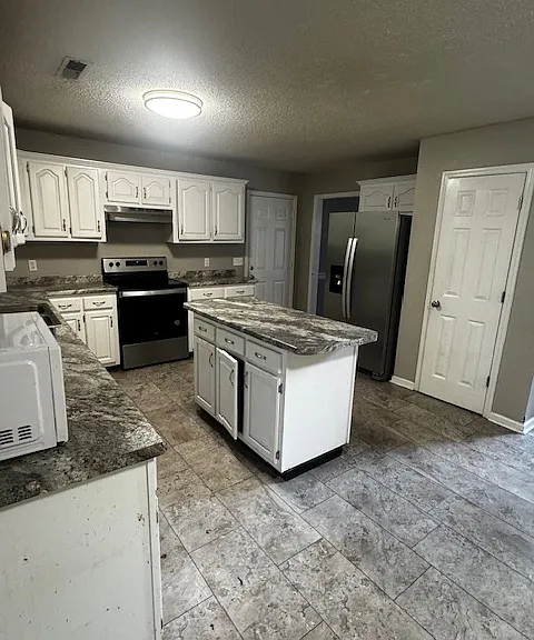 1205 Belgian Dr — Photo 29