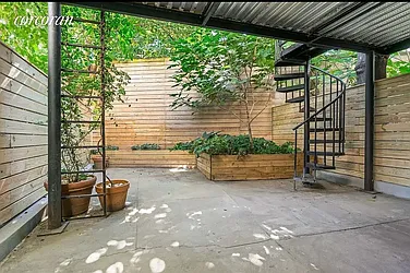 20 Pulaski Street, #GARDEN