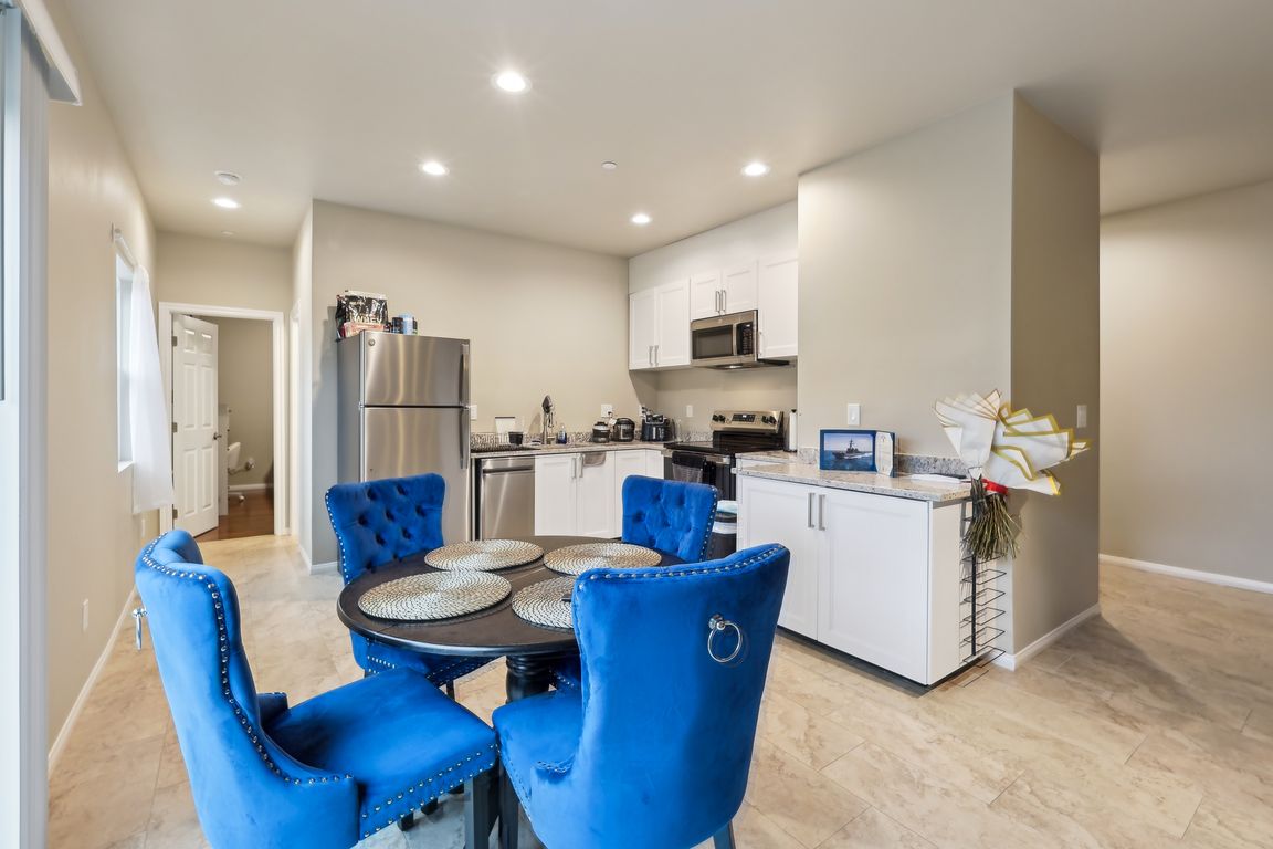 next background image