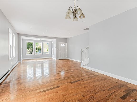 3rd image of 2215 Homer Avenue