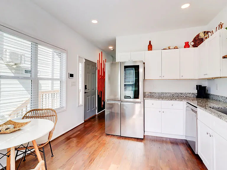 51 Bowen Ave SE — Photo 5