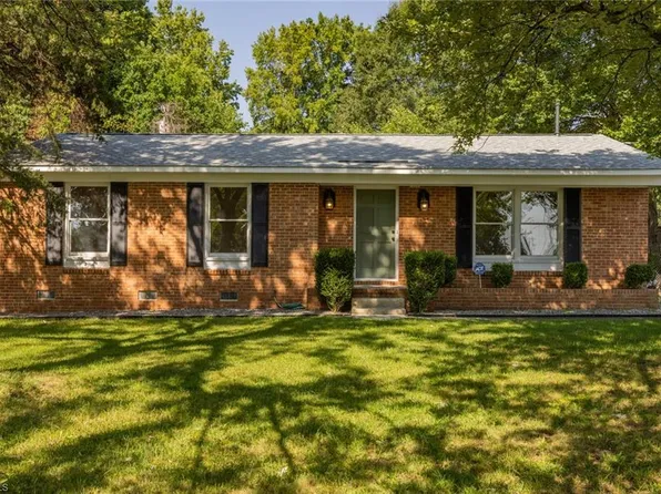 3000 Shallowford Dr, Greensboro, NC 27406