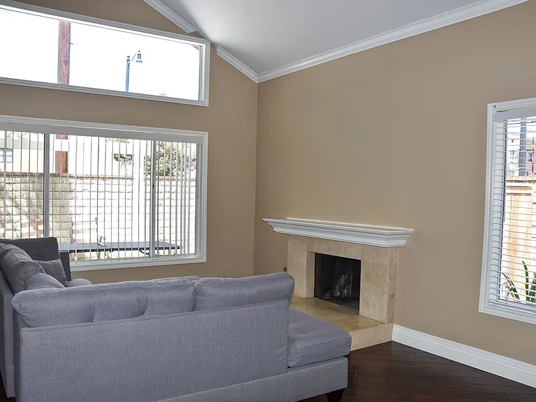 630 W Palm Ave #12 — Photo 24