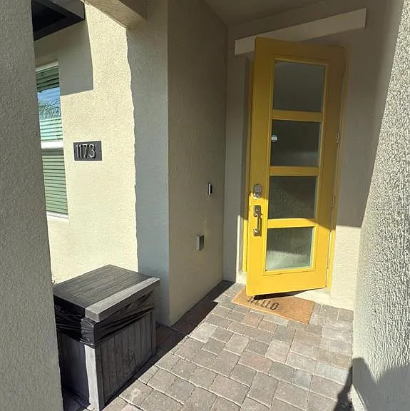 1173 Kingsbarn St — Photo 3