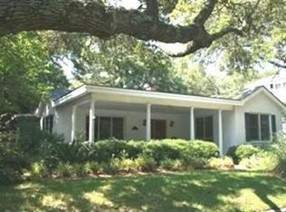 309 E Bay St, Southport, NC 28461