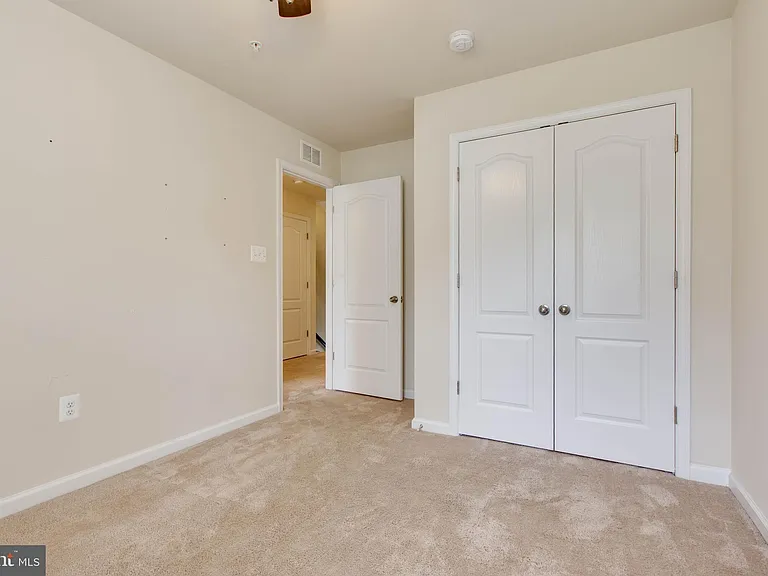 1022 Linden Dr — Photo 31