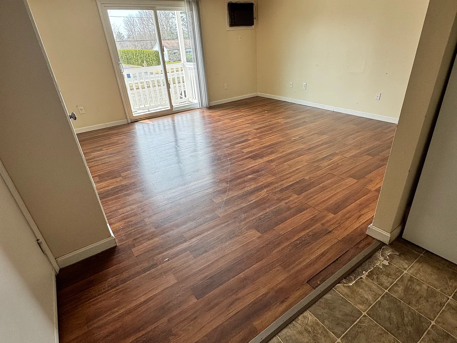 2 bed, 745 sqft, $1,850 — Photo 3