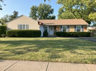 910 W Maude Ave, Arlington Heights, IL 60004