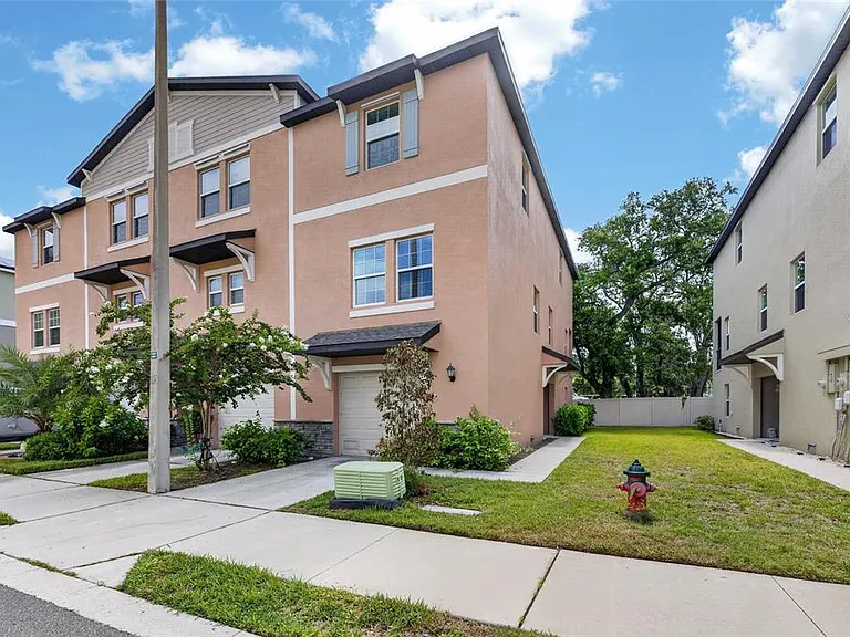 4424 Tuscan Loon Dr — Photo 4