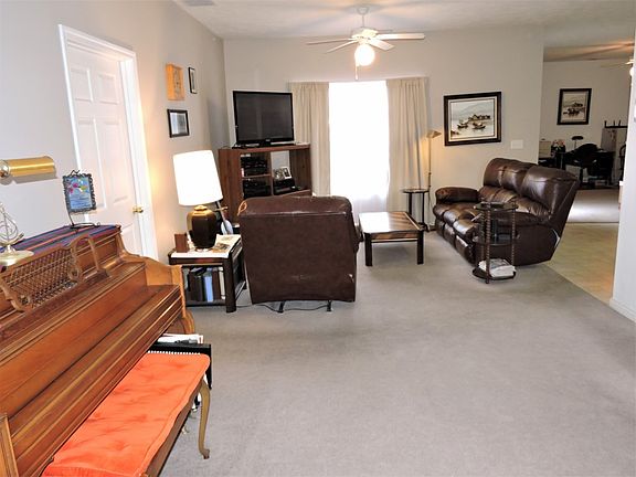 5th image of 5961 Bryanna Ct