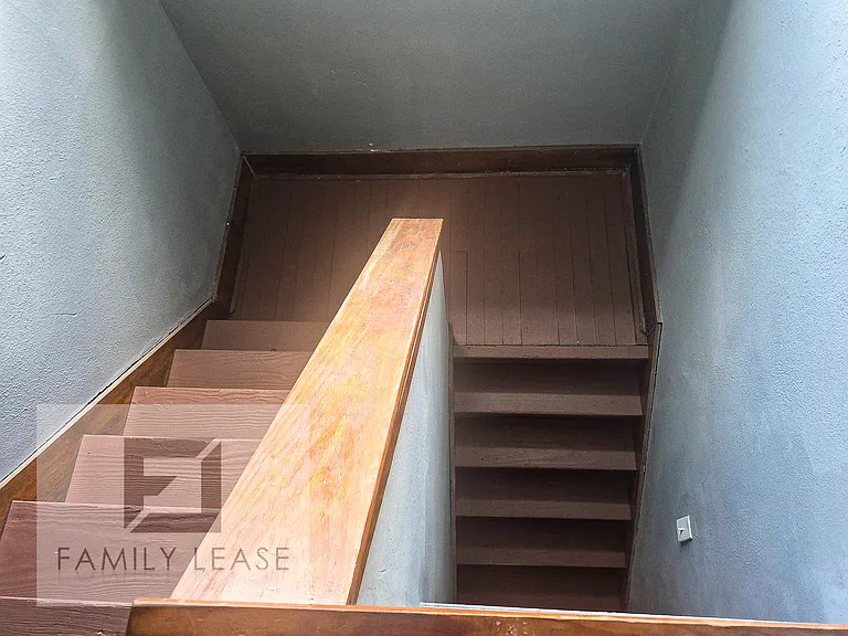 1701 Huron Ave — Photo 33