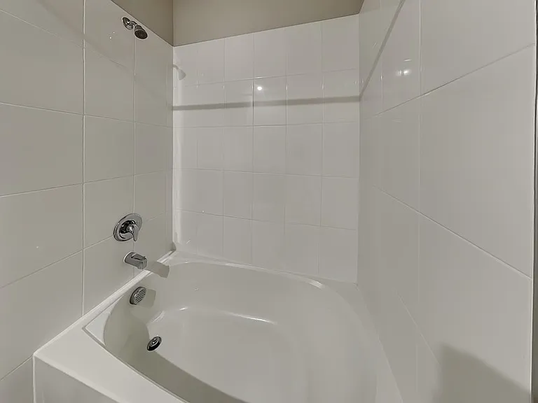 2410 Brassie Ct — Photo 14