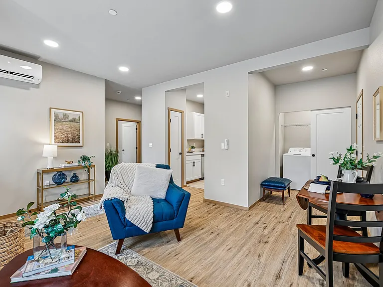 Whitney Lane Apartments — Photo 28
