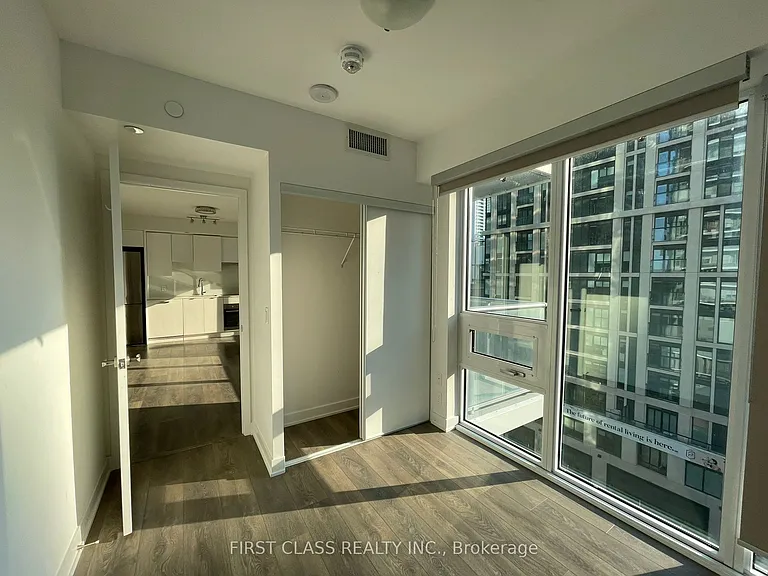 99 Broadway Ave #810 — Photo 5