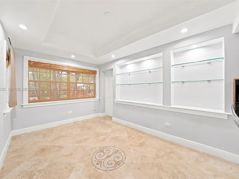 2301 Tequesta Ln — Photo 11