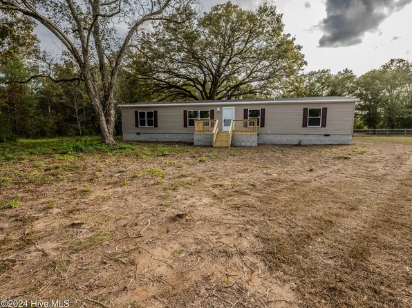 522 Blanchard Road, Saint Pauls, NC 28384