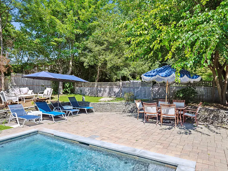 68 Cliff Dr — Photo 22