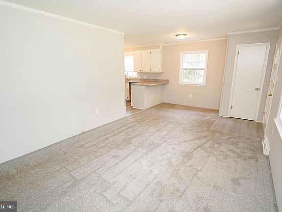 5th image of 6499 Morris Rd