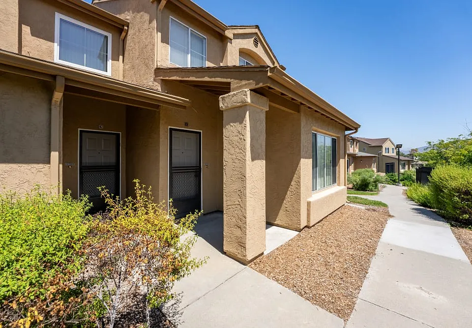 Lofgren Terrace - Military Housing