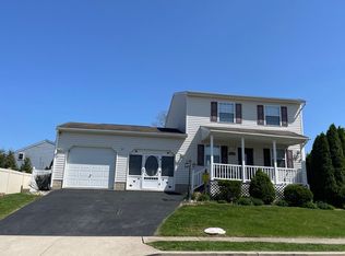 3253 Staunton Ave, Dover, PA 17315