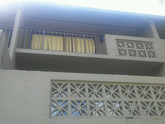 4th image of 980 NW North River Dr #38