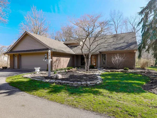 2817 Foxchase Run #38, Fort Wayne, IN 46825