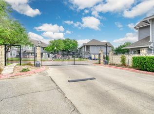 1301 Canyon Creek Cir, College Station, TX 77840