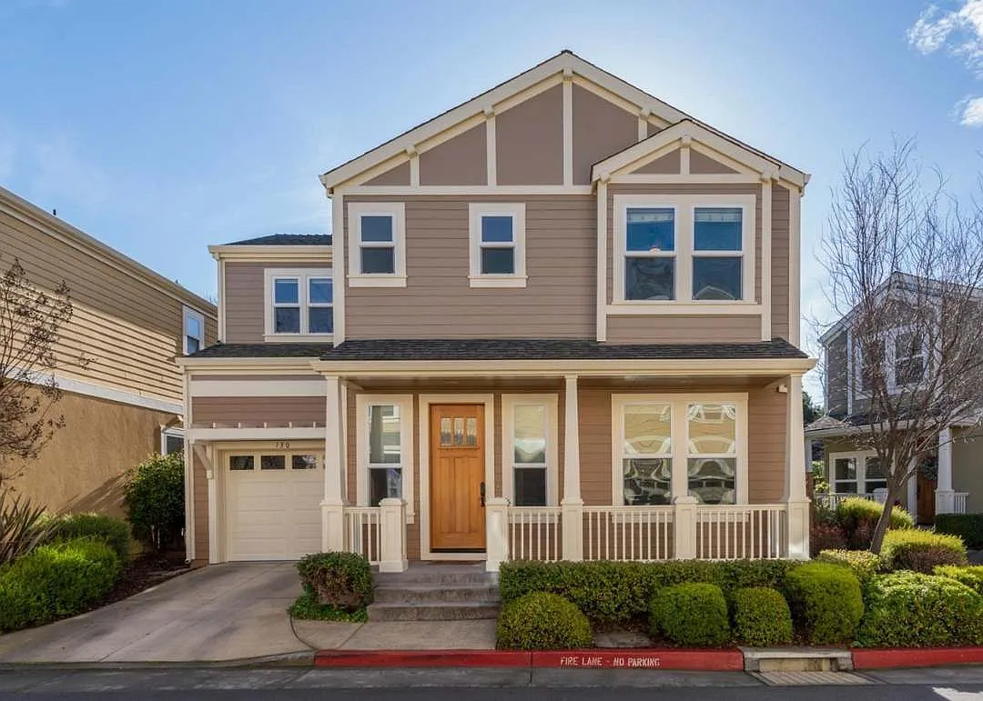 3 bed, 2.5 bath, 1557 sqft, $6,200 — Photo 1