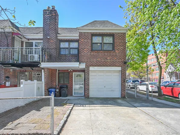 160-02 Booth Memorial Avenue, Flushing, NY 11365