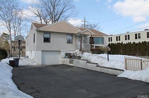 2nd image of 7 Sherwood Dr