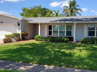 10961 Taft St, Pembroke Pines, FL 33026