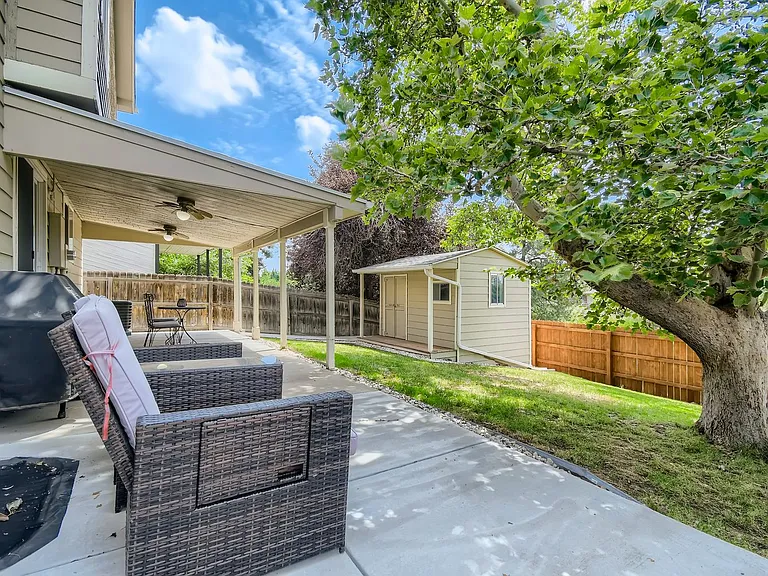 3846 Dyanna Dr — Photo 26