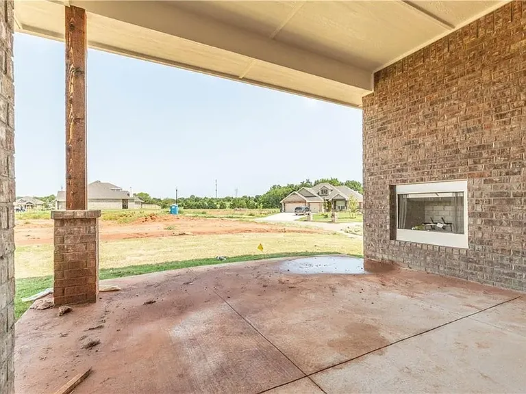 4201 Clevenger Dr — Photo 34
