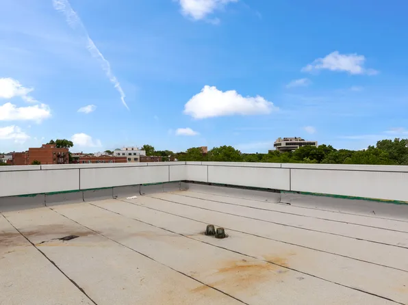 110-72 Corona Avenue image 11 of 12