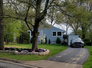 7027 Oak Ridge Rd, Falls Church, VA 22042