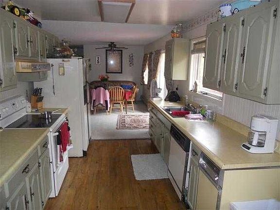 Home for Sale in NORTH POLE, AK $234,900