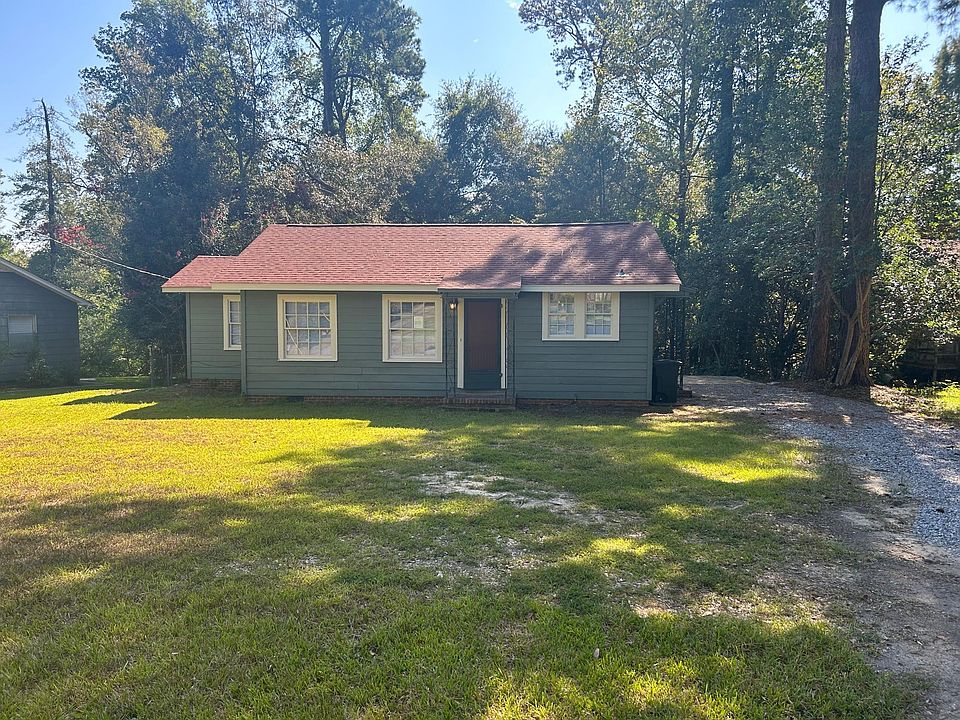 1st image of 1635 Lake Park Dr