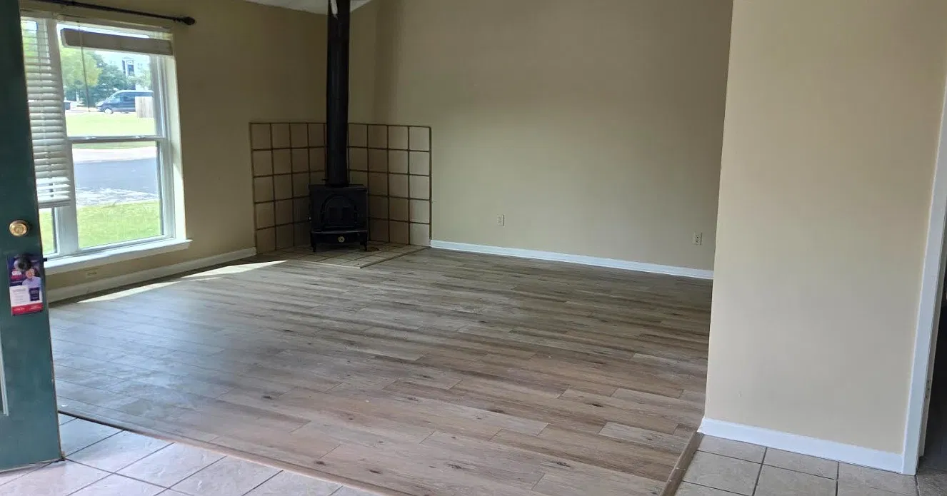 2 bed, 1100 sqft, $1,200 — Photo 4